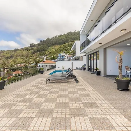 Ocean And Palms أركو دا كالهيتا